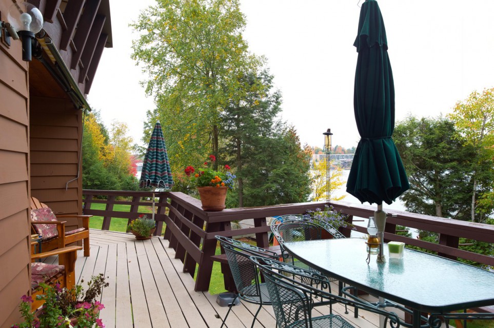 Deck with Mirror Lake view