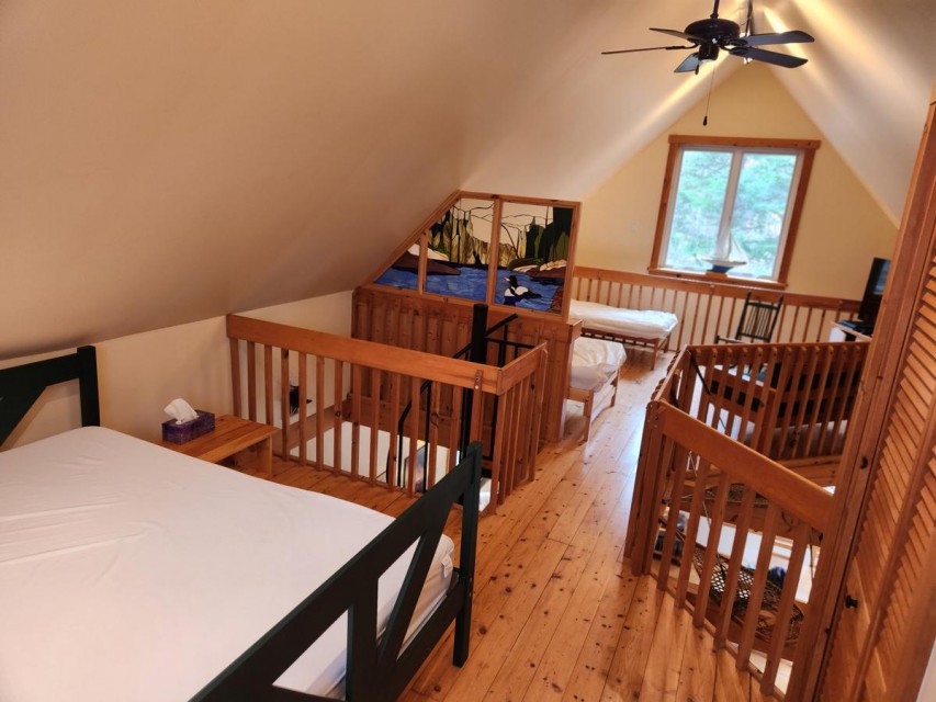 upstairs loft really feels like 2 bedrooms