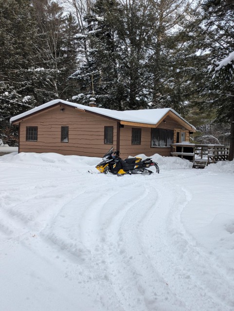 winter pic. Lots of Trailer and snowmobile room parking
