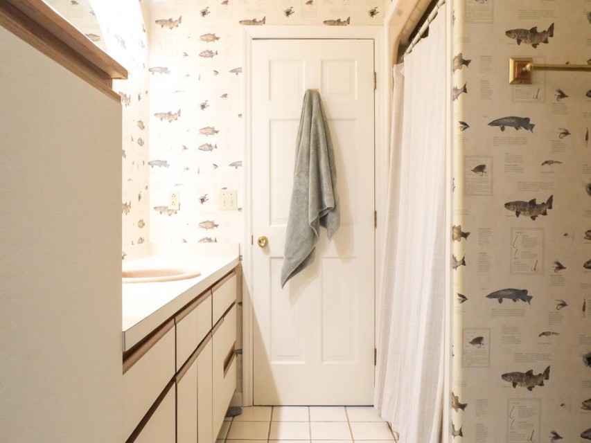Ground floor bathroom with walk in shower