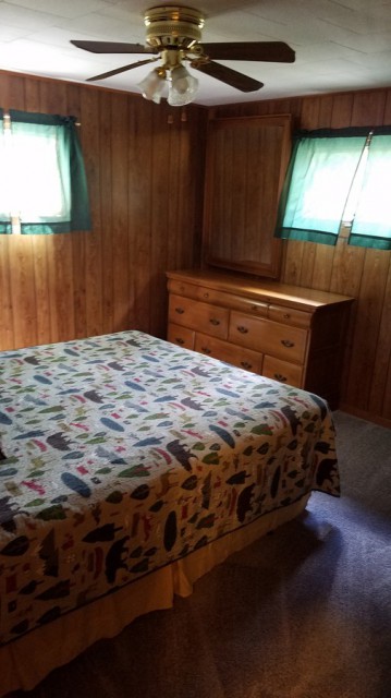 Upstairs bed #5 with queen