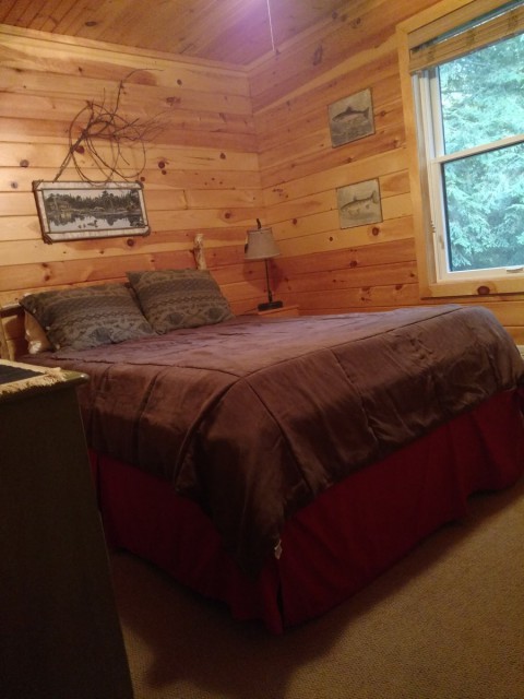 Third queen bed with two more bedrooms (4 twins total)