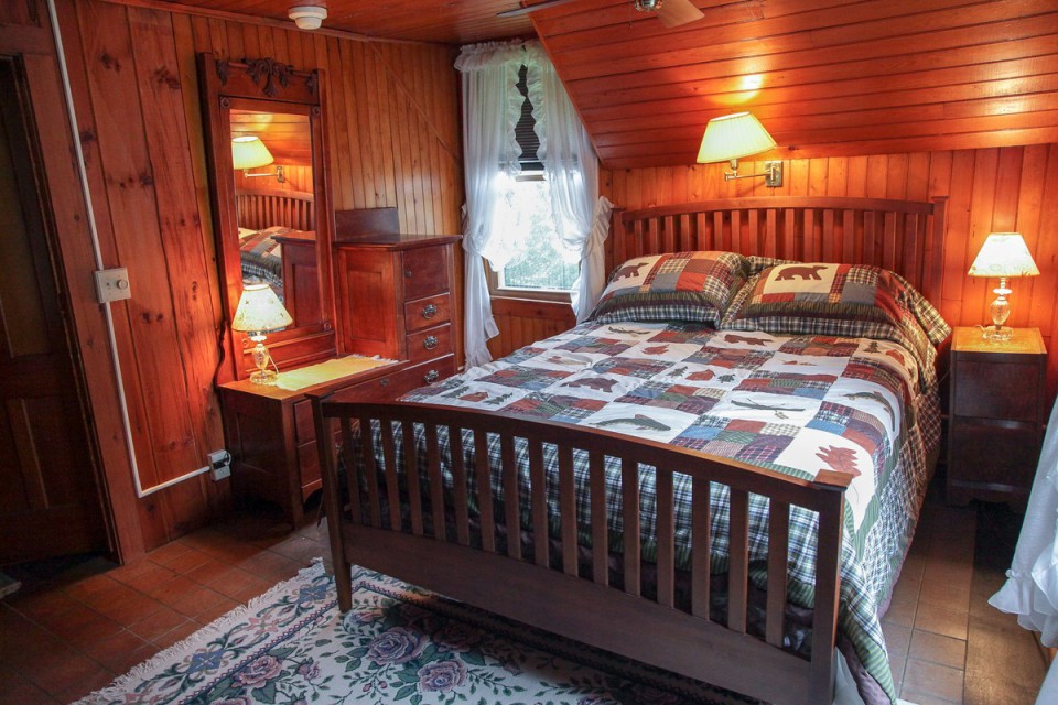 Main House Bedroom 2