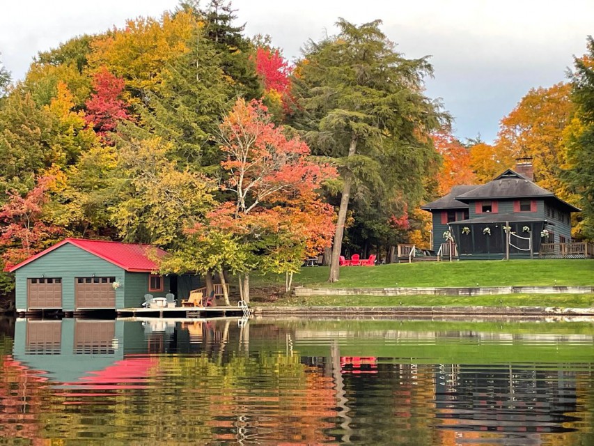 2.5 Acres on the Waterfront