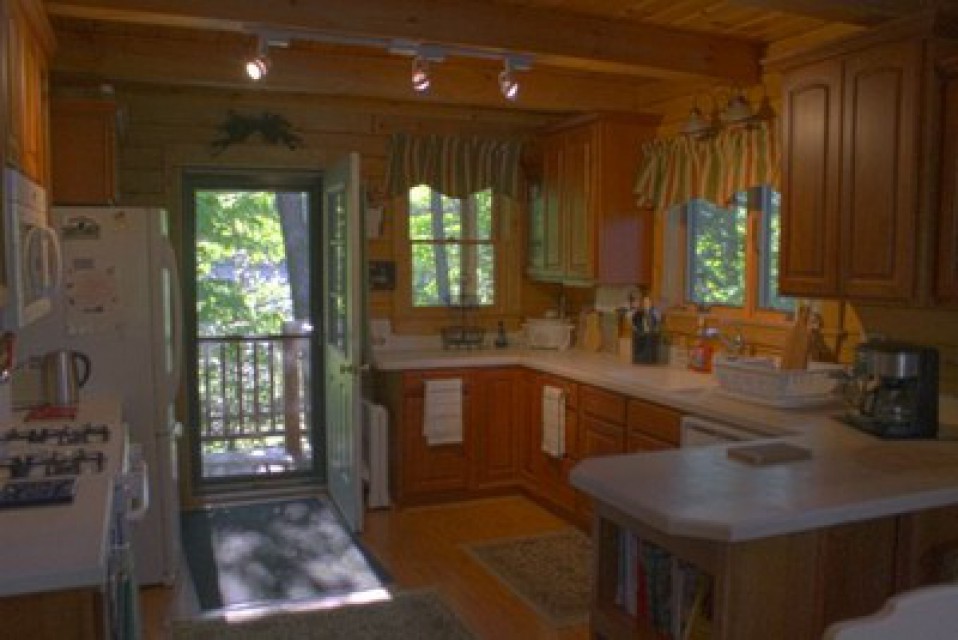 Fully furnished kitchen