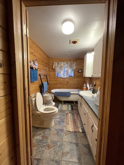 Modern bathroom