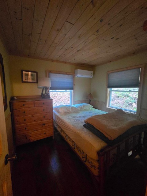 Bedroom 3 - Full bed