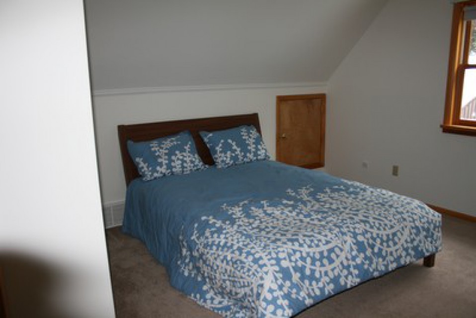 Upstairs loft bedroom with Queen and Double futon