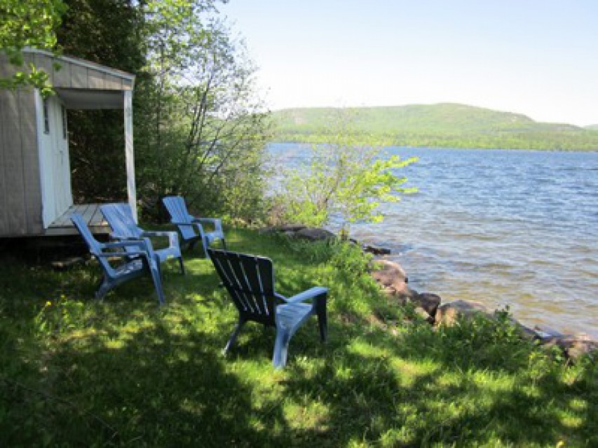 100 feet of private waterfront.