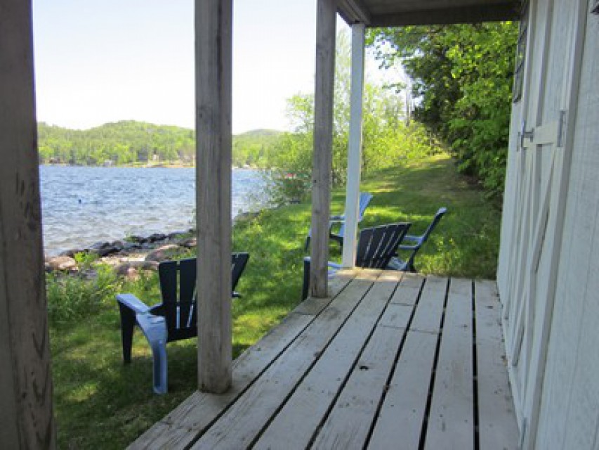 100 feet of private waterfront.