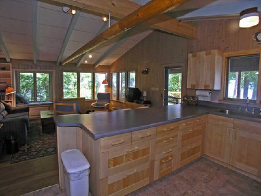 Well equipped kitchen