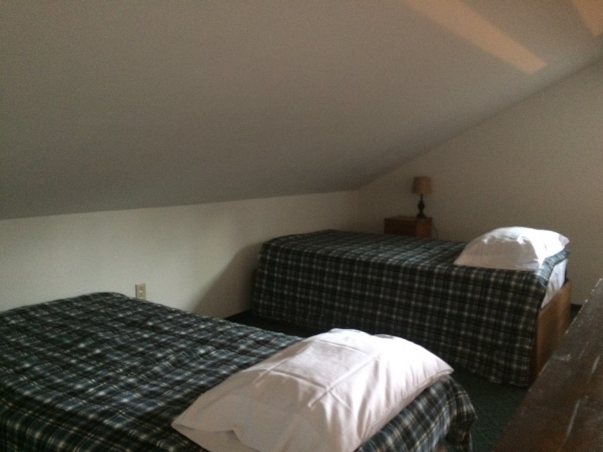 LOFT ABOVE 2nd BEDROOM