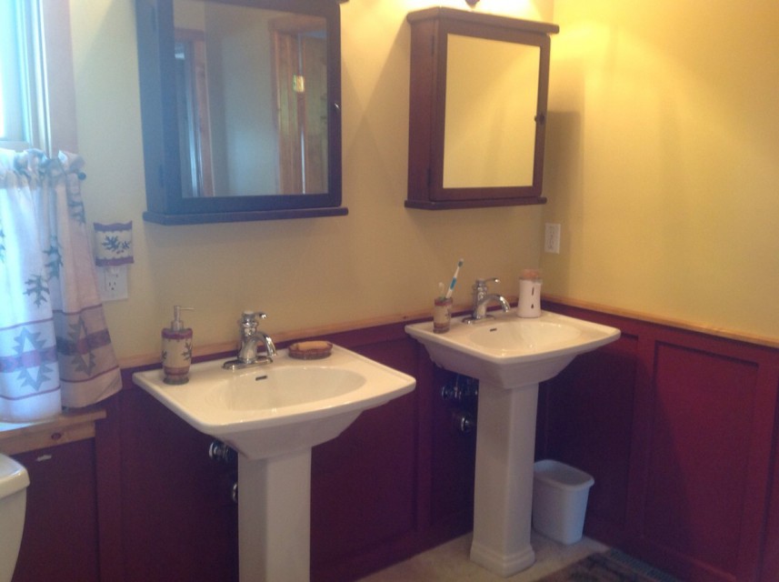 Upstairs full bath with shower