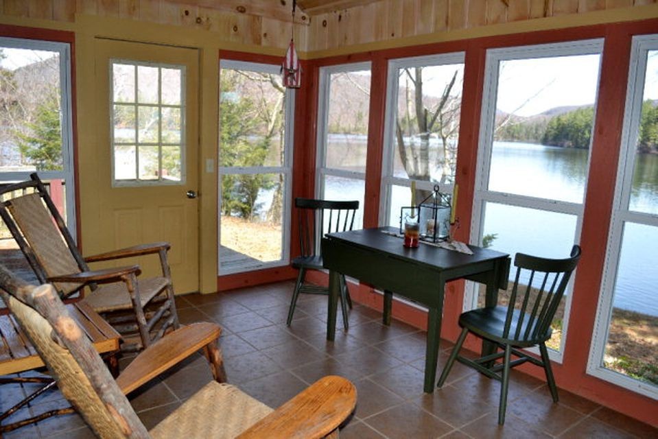 A nice breakfast nook/sun room. 