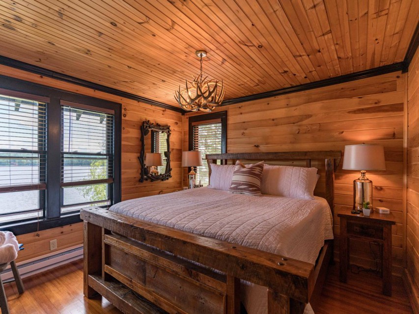 Antler King Bedroom w/ lake view