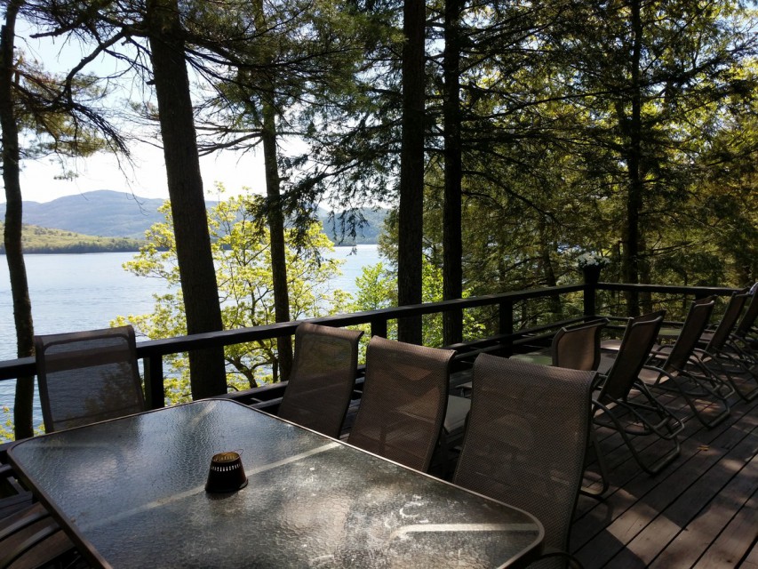 Front deck with grill