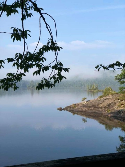 Chickadee Cottage features a breathtaking lake view