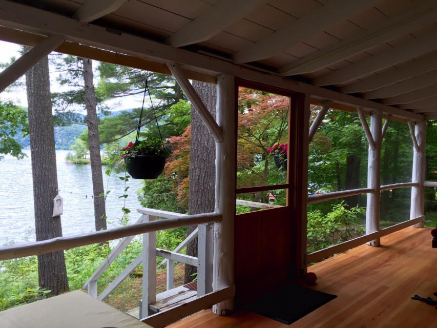 Large screened porch with beautiful views 