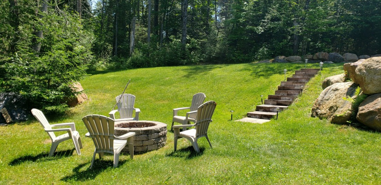 Fire pit with stone staircase