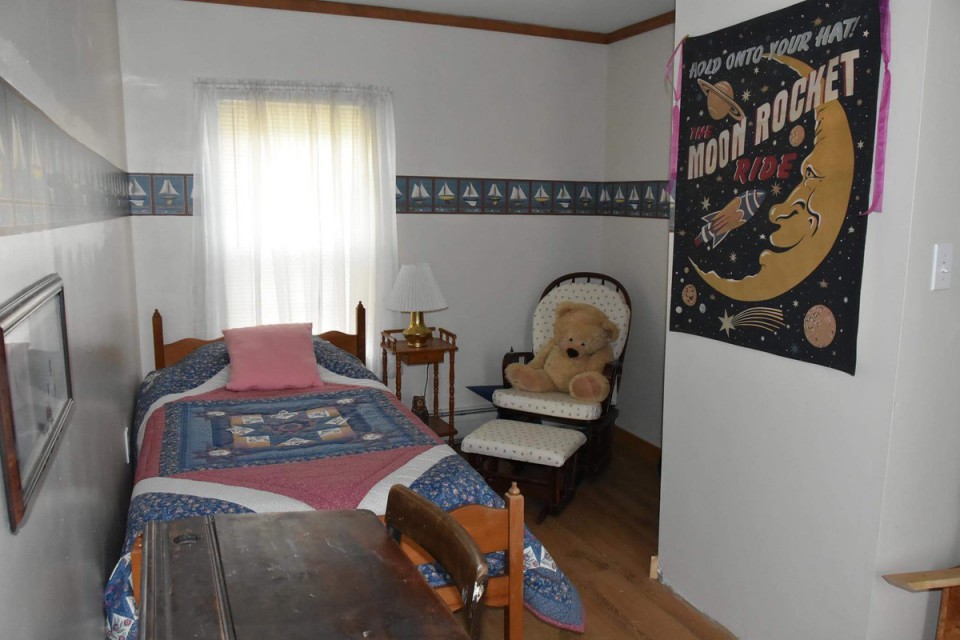 Chllds room borders next to mom and dad room