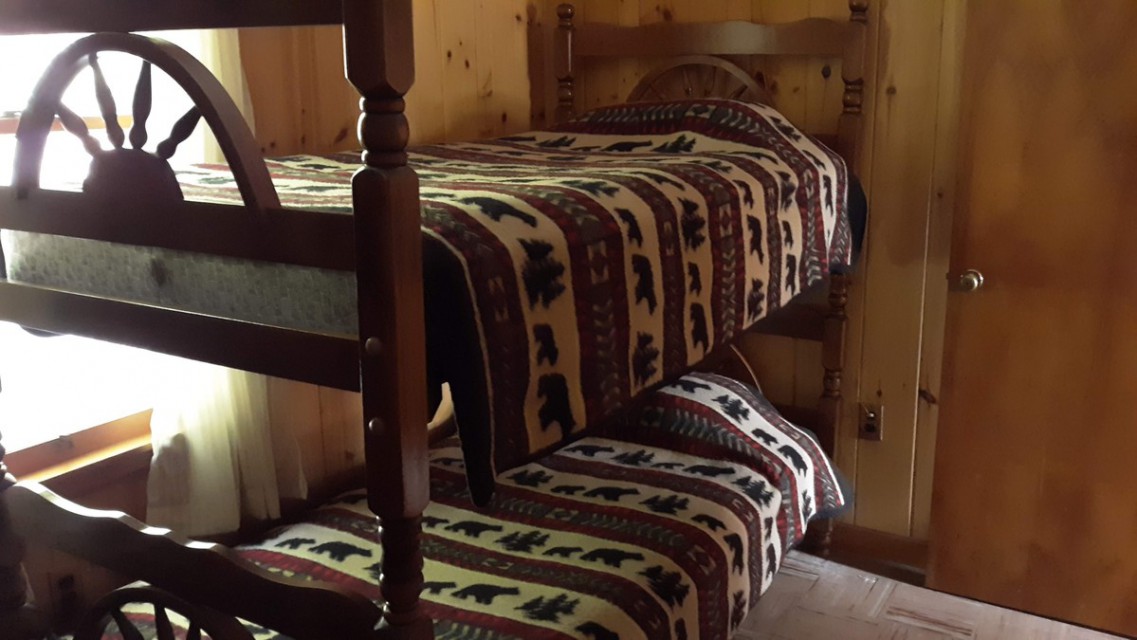 Bunk bedroom Cabin #1