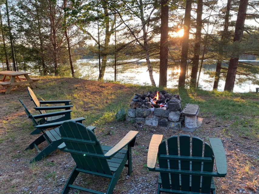 Lakeside campfire with 6 adirondack chairs