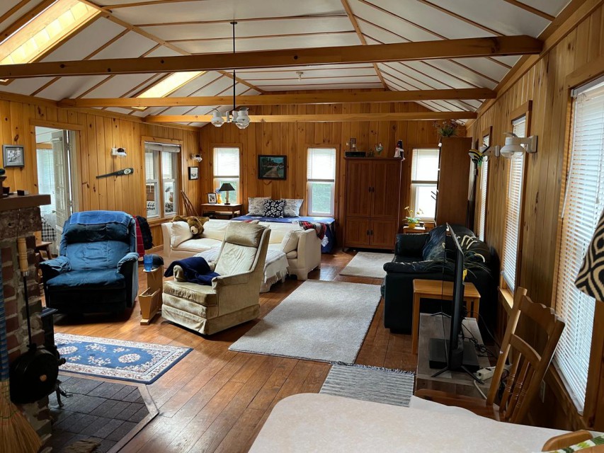 Lodge main room