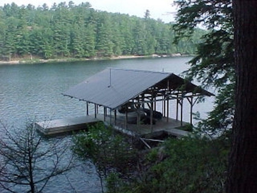 boat dock from trail to leanto
