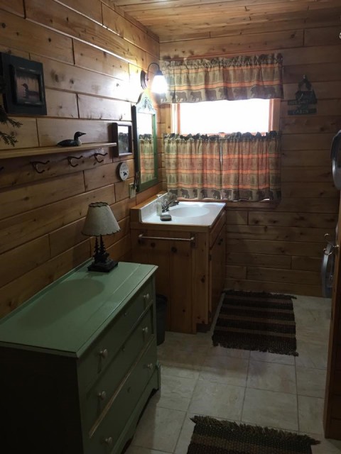 Full Bath (downstairs) w/compact laundry