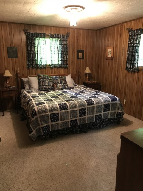 second king bedroom