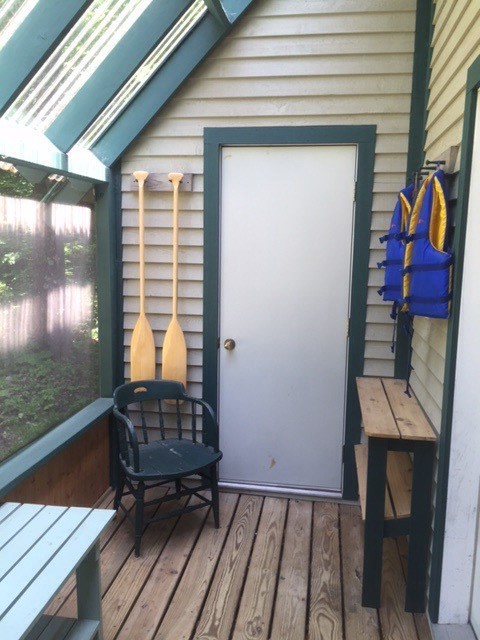 Enclosed porch 