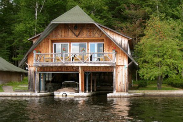 Happenstance Boathouse