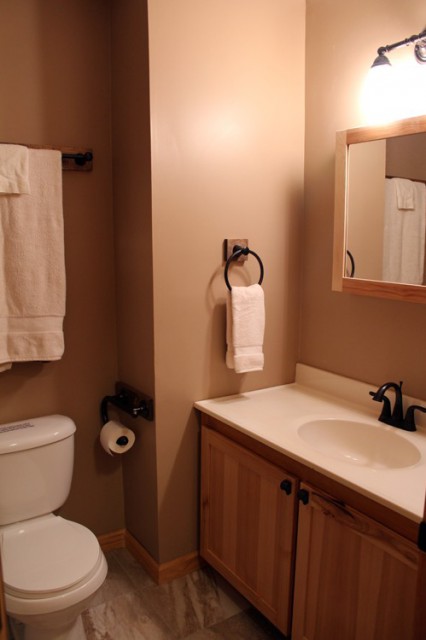 Main bathroom shared by the other two bedrooms.