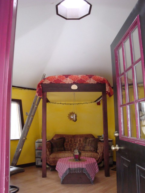 Yurt interior 1