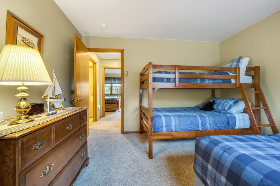The bunkbed room which sleeps 4!