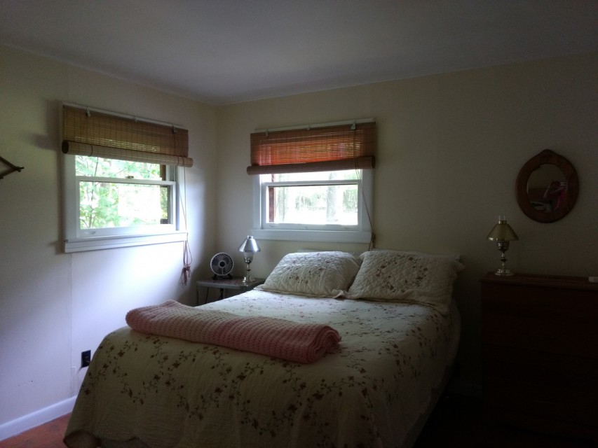 The Bay Cottage Queen Bed